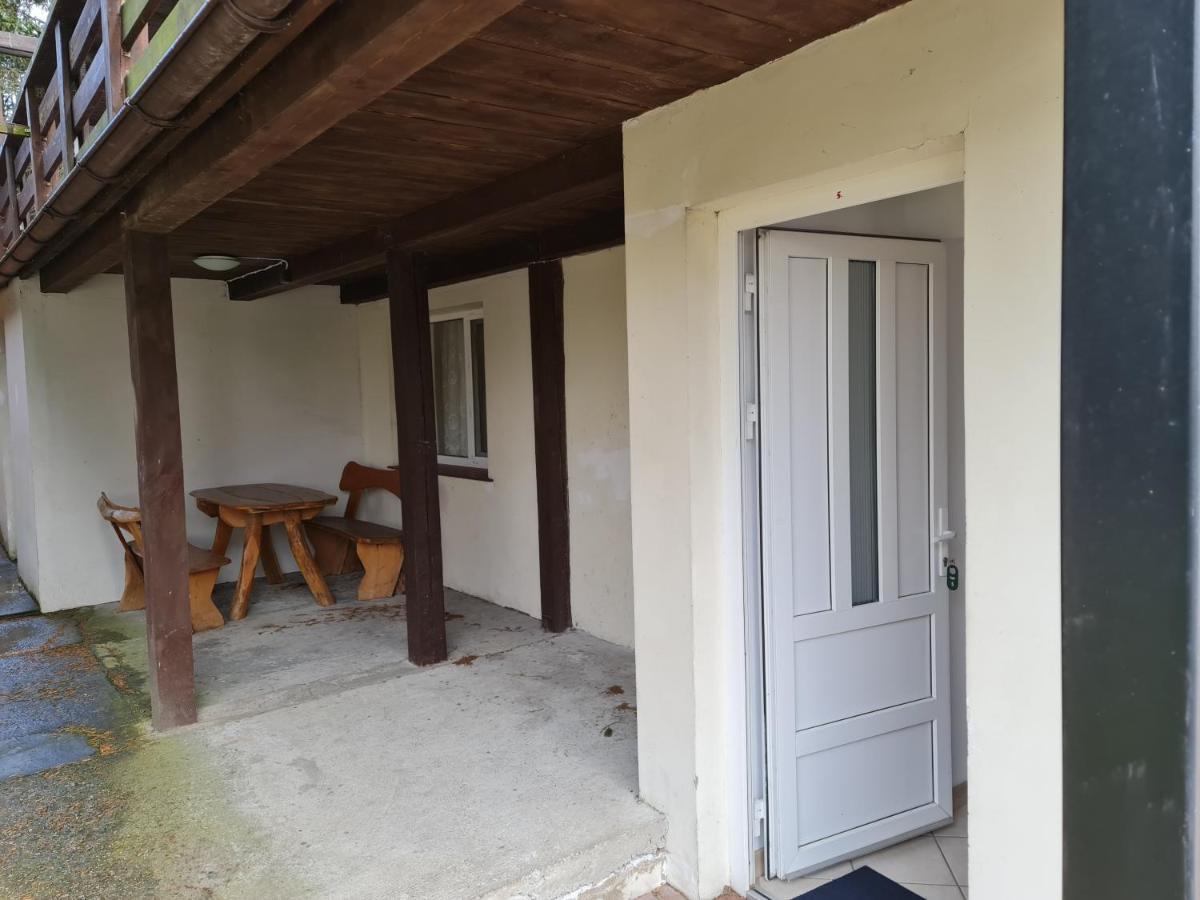 Tmt Pokoje Goscinne Z Aneksami Kuchennymi Kąty Rybackie Exterior foto